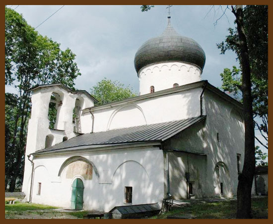 Спасо-Преображенский Собор Мирожского монастыря в Пскове